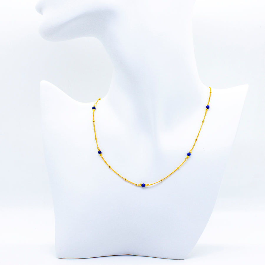 ADELAIDE Gold Collier mit blauen Lapislazuli-Kugeln