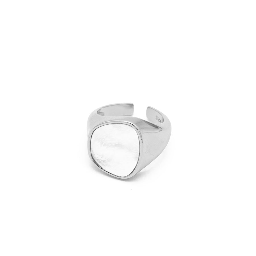 'Blitta' gold open ring with mother-of-pearl trimmings made of 925 sterling silver