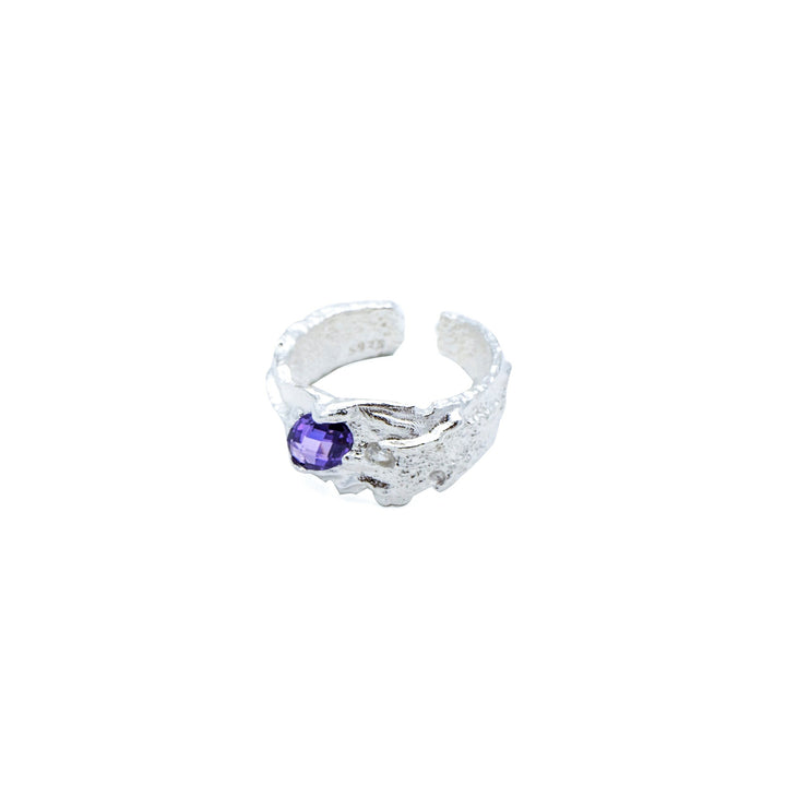 'Lembak' silver textured cocktail ring purple stone made of 925 sterling silver