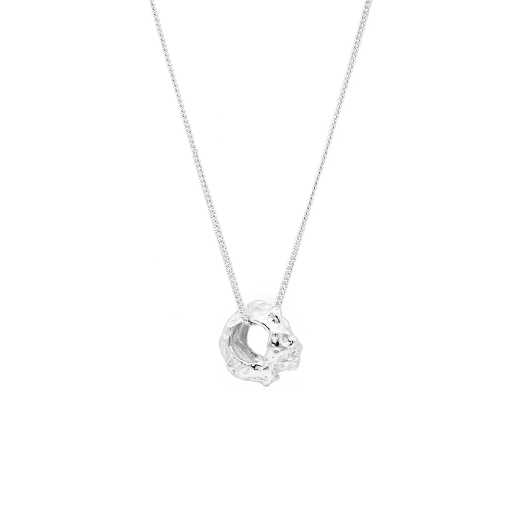 'Ibarra' silver necklace with circle pendant in sterling silver