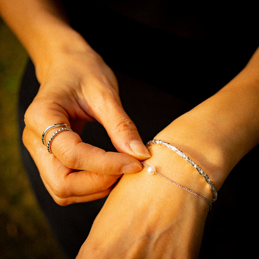 'Blurry' silver bangle made of 925 sterling silver