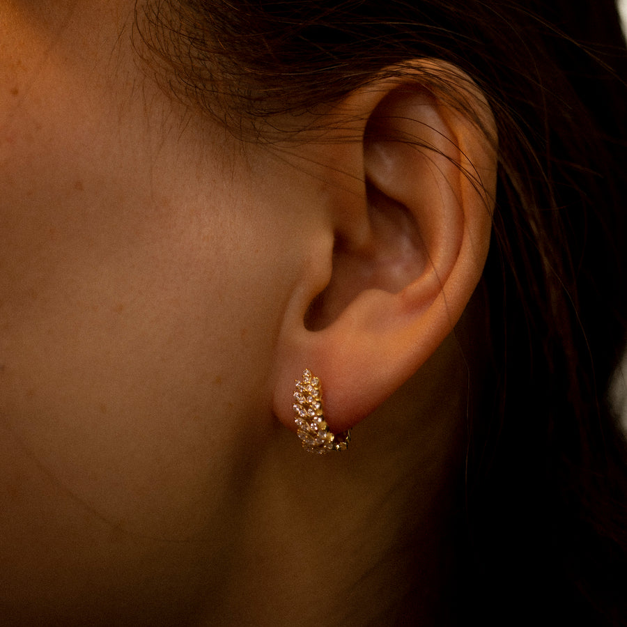 'Neveah' gold hoop earrings made of 925 sterling silver