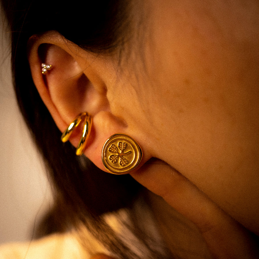 'Kiara' gold round earrings-studs made of 925 sterling silver