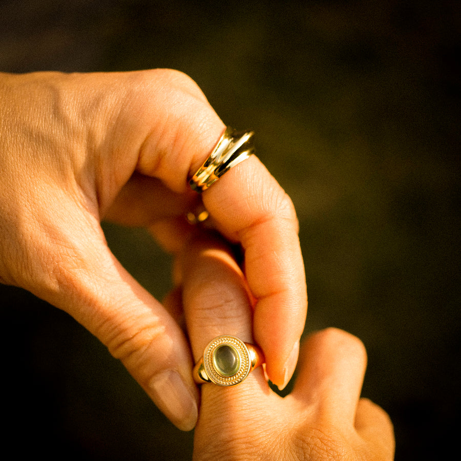 'Naomi' gold open ring made of 925 sterling silver