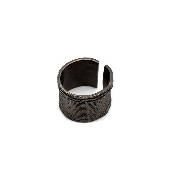 'Ermelo' black open band ring made of 925 sterling silver