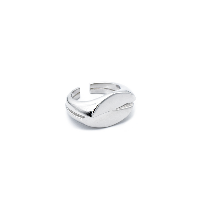 'Mavis' silver open ring made of 925 sterling silver