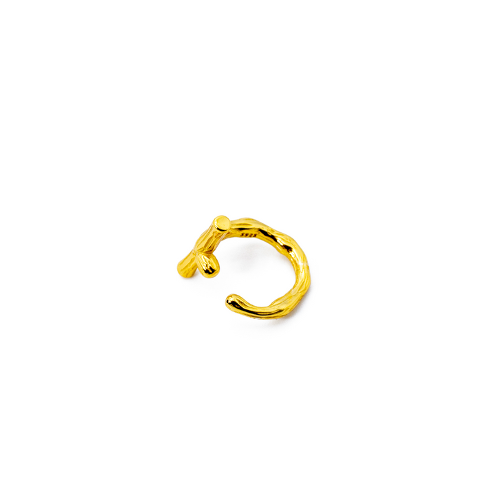 GIADA Gold Earcuff mit naturalistischem Designmotiv