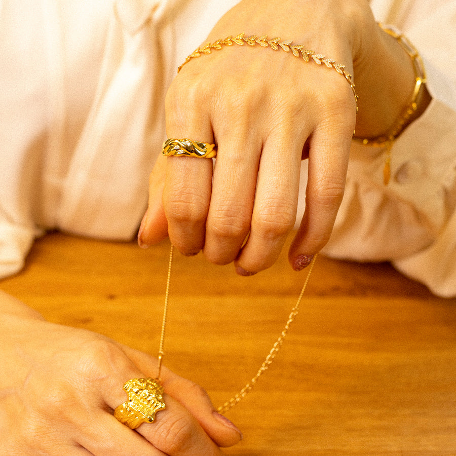 'Vokouma' gold open ring made of 925 sterling silver