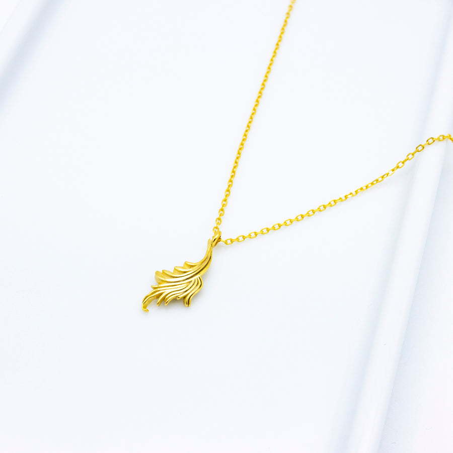 'Giyani' gold necklace with feather pendant made of 925 sterling silver