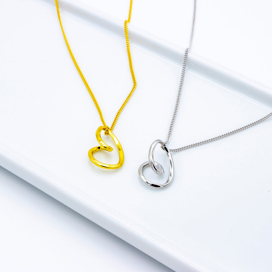 'Lyuba' gold curb chain with 925 sterling silver pendant