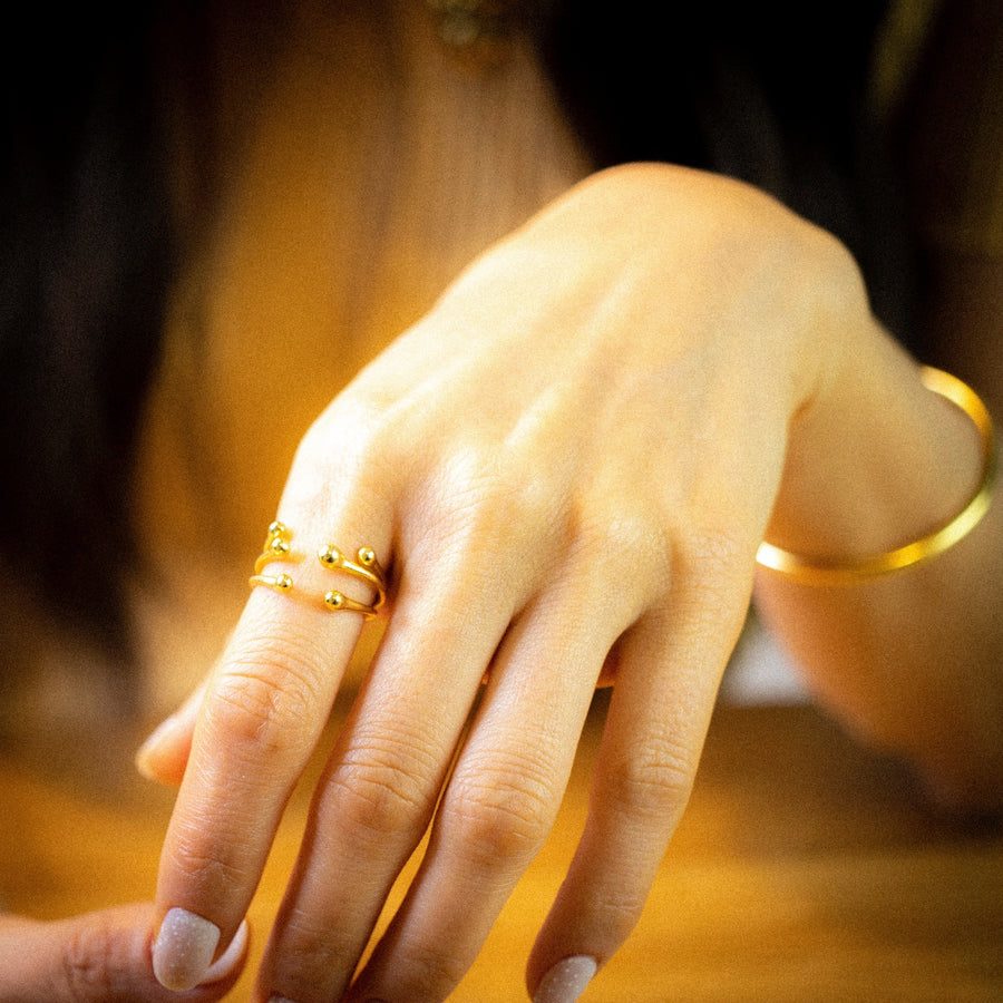 'Quellion' gold ring tentacle made of 925 sterling silver