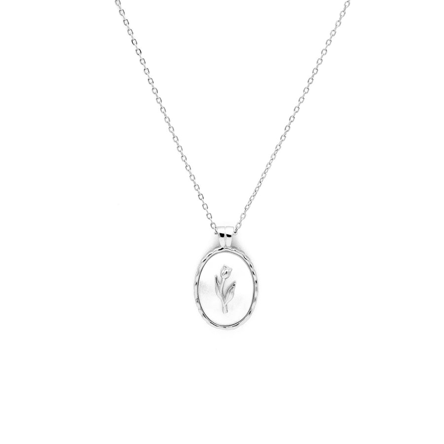 'Bulwer' silver necklace made of 925 sterling silver with an oval mother-of-pearl tulip pendant